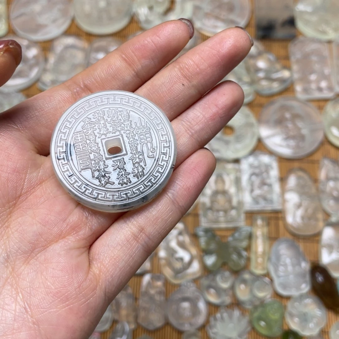 未镶嵌蛇纹石玉颈饰