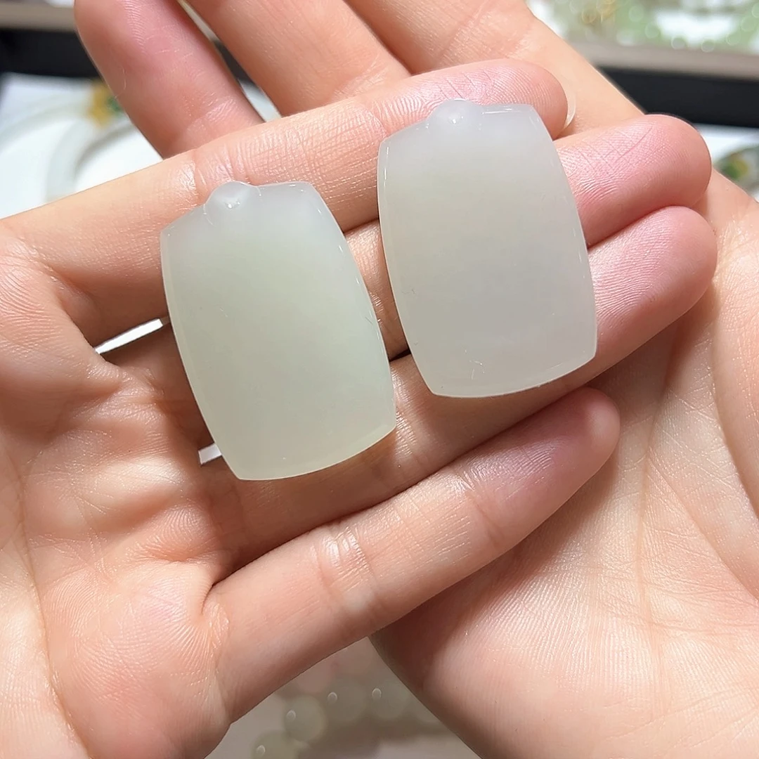 颈饰未镶嵌和田玉拍一发一随机发货