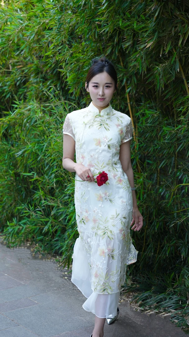 【Symon Queen】花间漾新中式改良旗袍 显瘦气质时尚中长款修身优