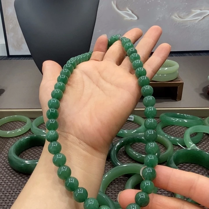 东陵石手镯未镶嵌