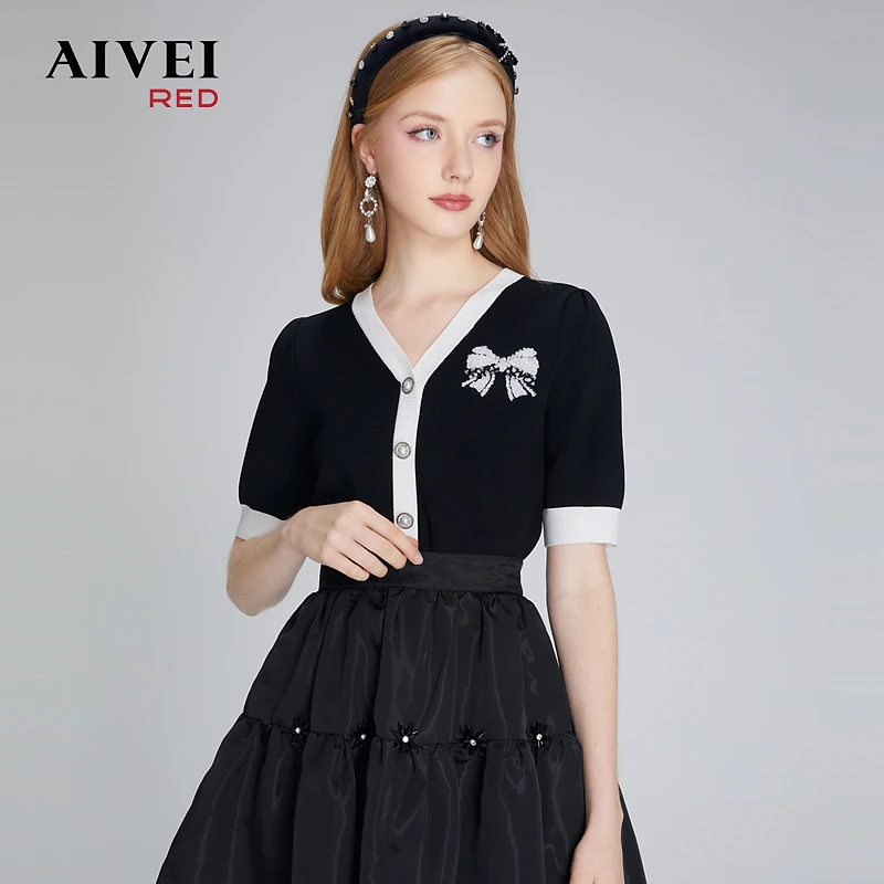 AIVEI欣贺艾薇夏小香风串珠V领毛针织衫P036S030