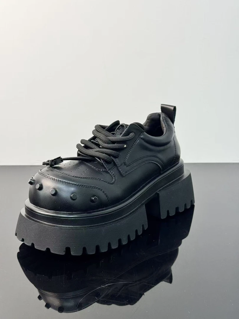 轻奢时尚.轻奢爆款炸街超火百搭休闲鞋1237718