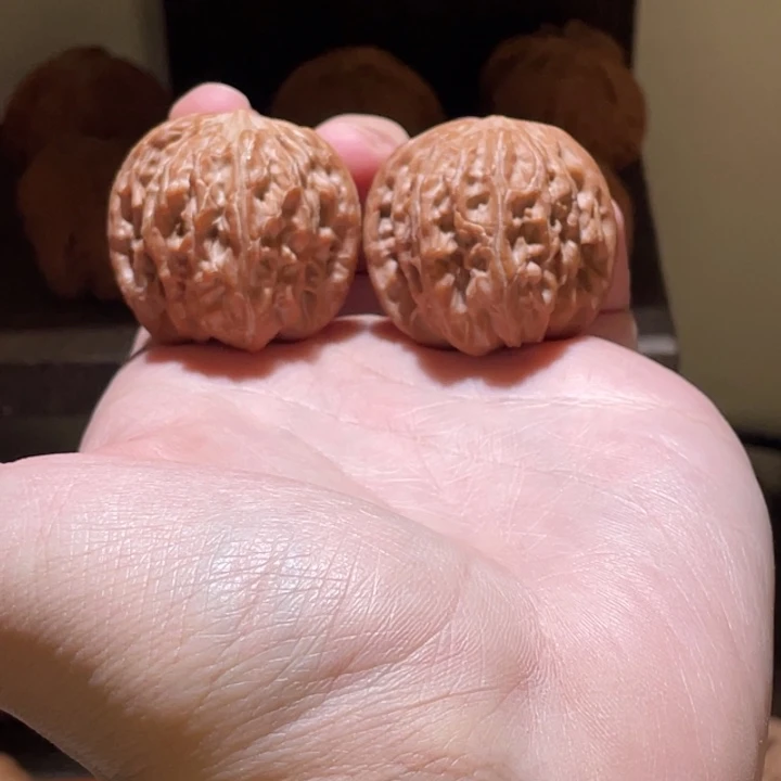 桃核把件36磨盘微微瑕