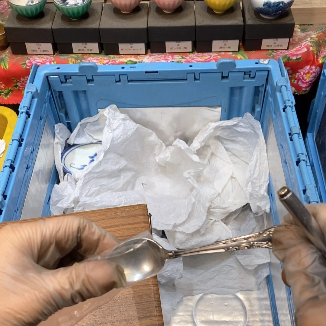 瓷片L****e哈哈哈哈哈哈哈哈哈