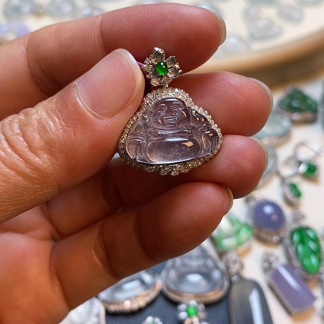 翡翠颈饰18K金镶嵌佛公