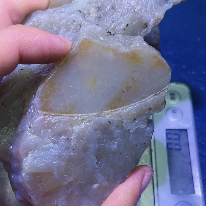 和田玉（糖玉）未镶嵌珠宝半成品