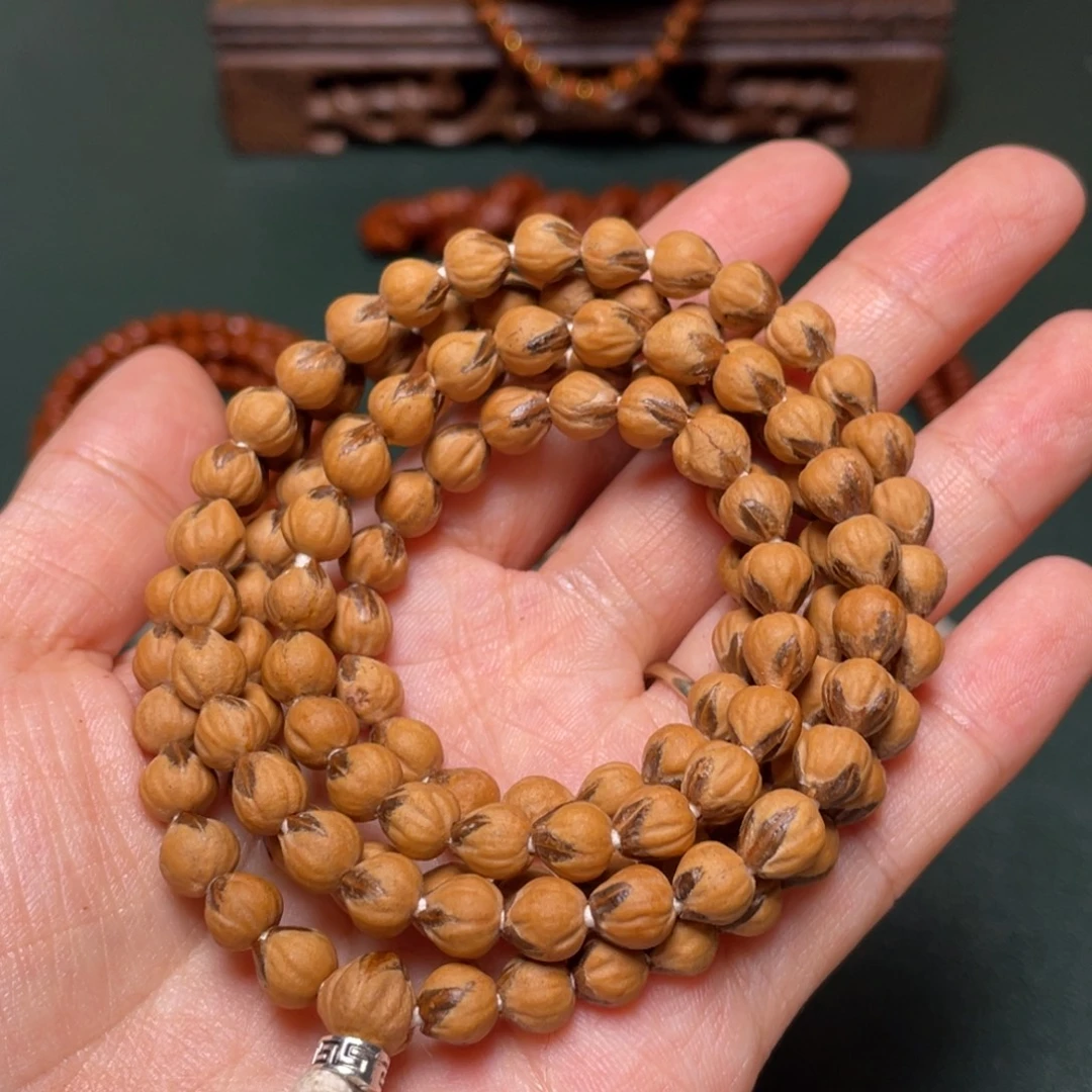 吊坠柏香籽/百香籽红芽莲花