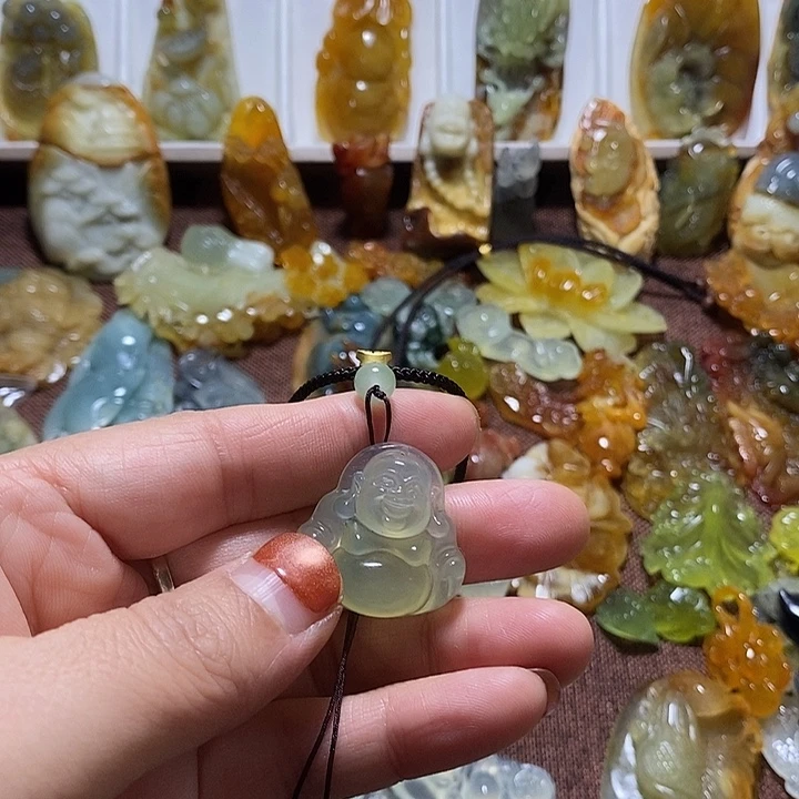 蛇纹石玉合金颈饰