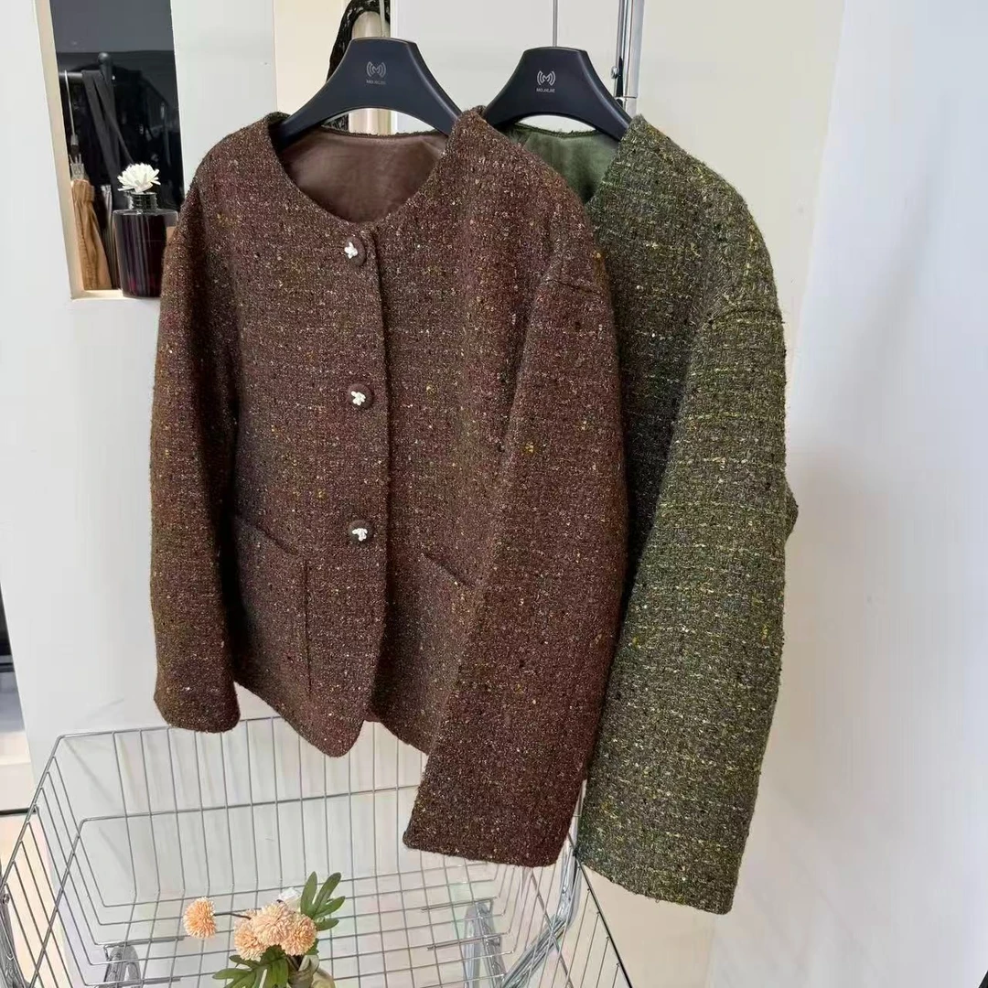 【摩姐姐欧韩】6108秋冬新款圆领单排扣前面口袋宽松复古小香风外套