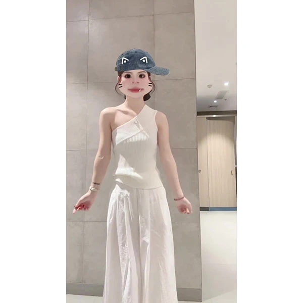 2025夏季百搭斜领露肩无袖修身显瘦不规则背心上衣女+裤子套装