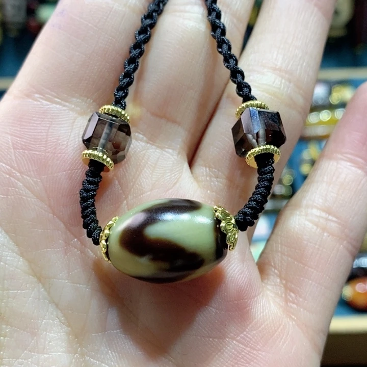 玛瑙/玉髓颈饰合金叮****60