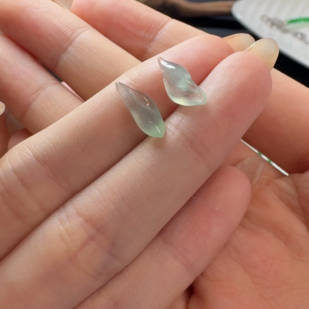 翡翠耳饰未镶嵌随行裸石耳饰