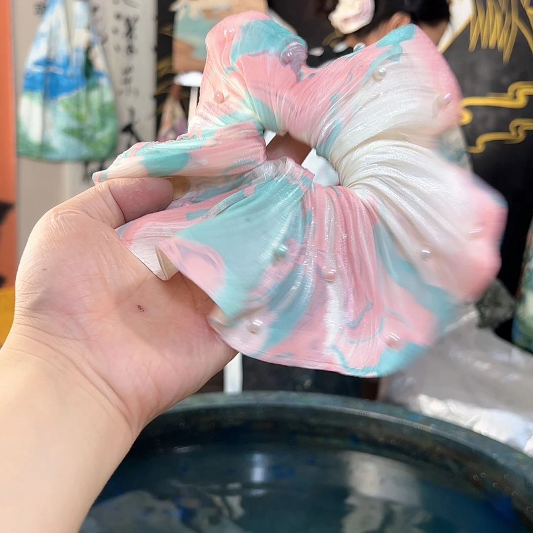 277精品百褶裙珍珠发圈