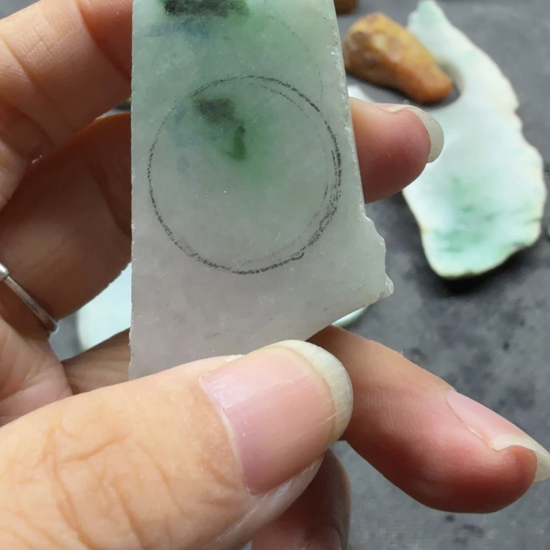 翡翠散珠翡翠定制