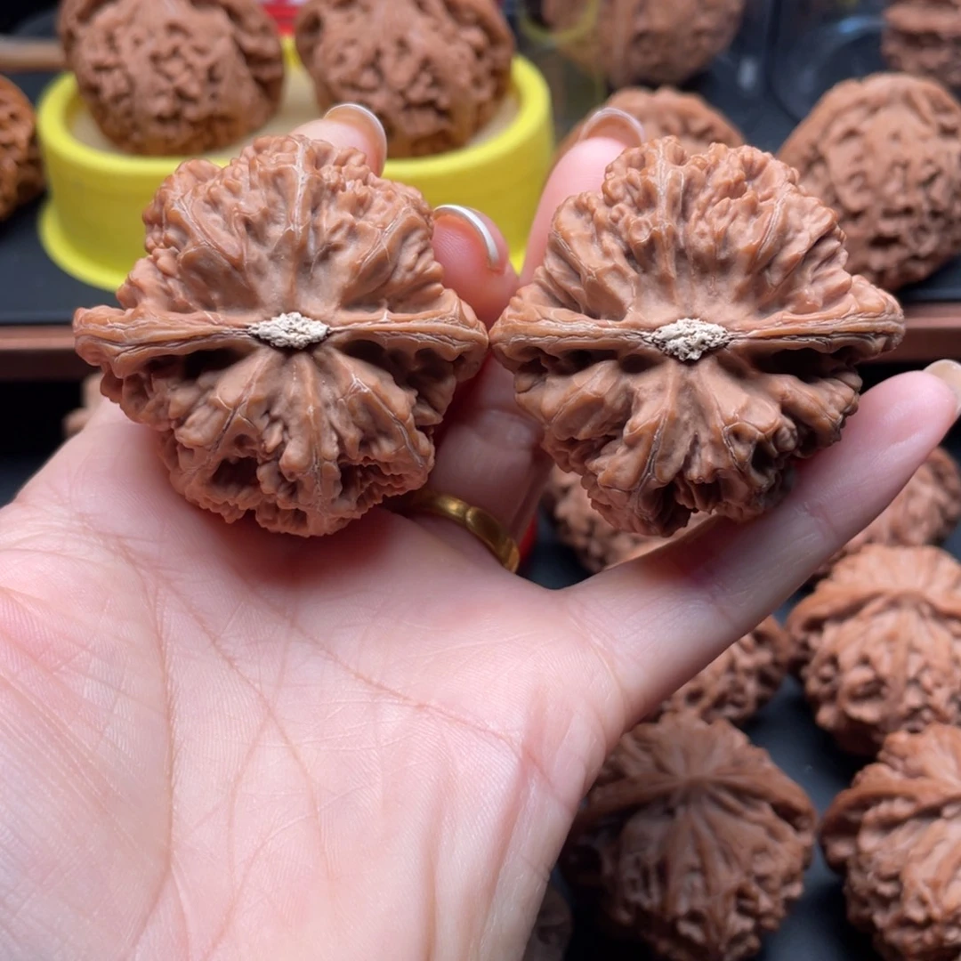 水***把件文玩核桃粗筋47