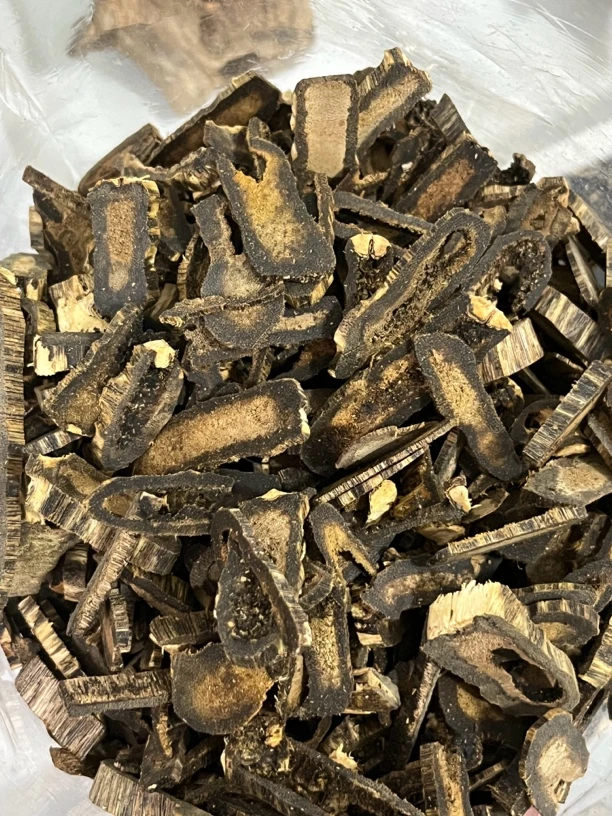 奇楠碎料高油脂熏香料