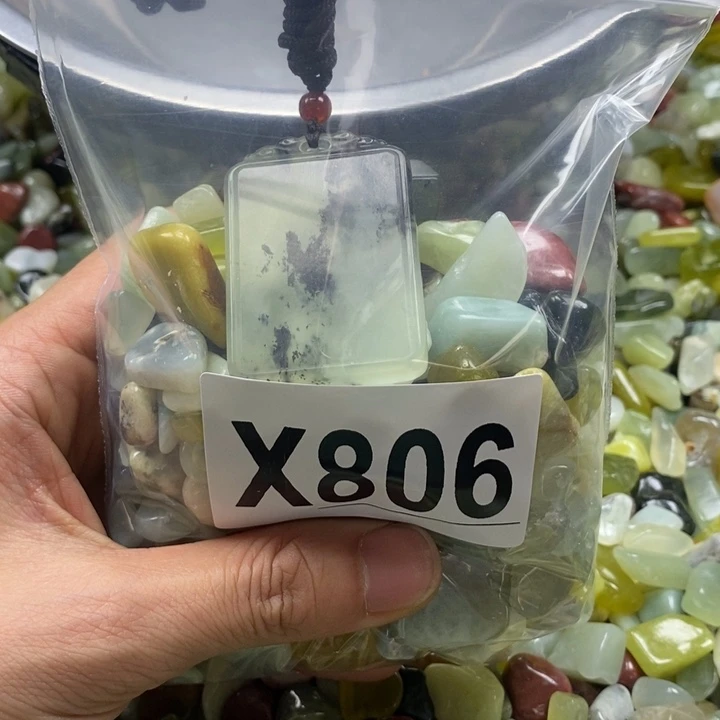 蛇纹石玉未镶嵌鱼缸石