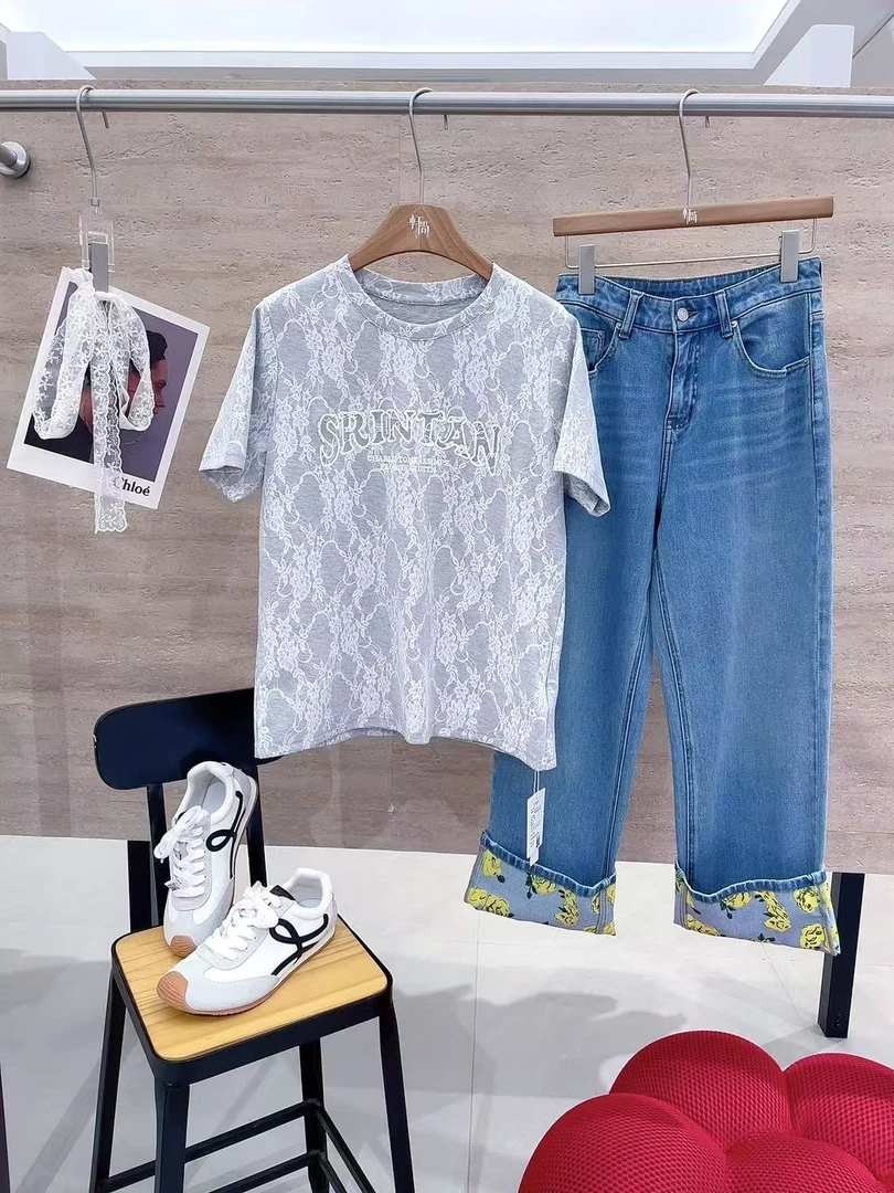 8432轩尚女装“蕾丝复合串珠T恤”