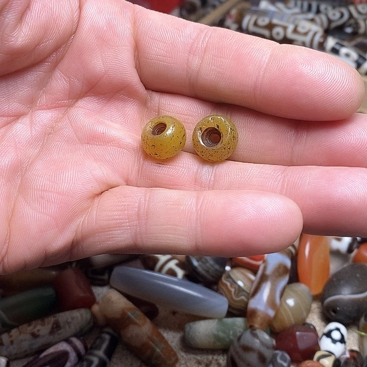 玛瑙/玉髓颈饰合金