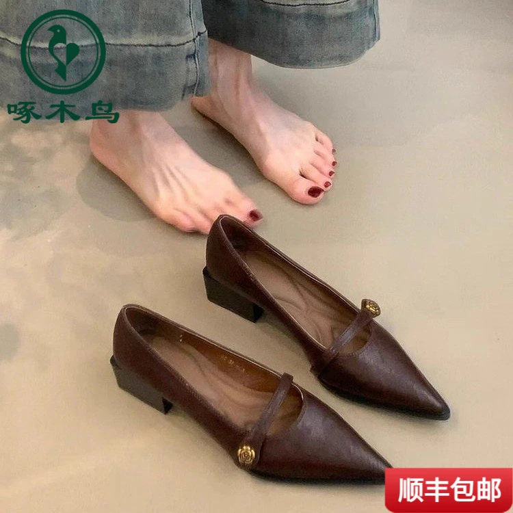 啄木鸟2025新款春季山茶花中跟尖头浅口高跟通勤鞋法式黑色粗跟玛