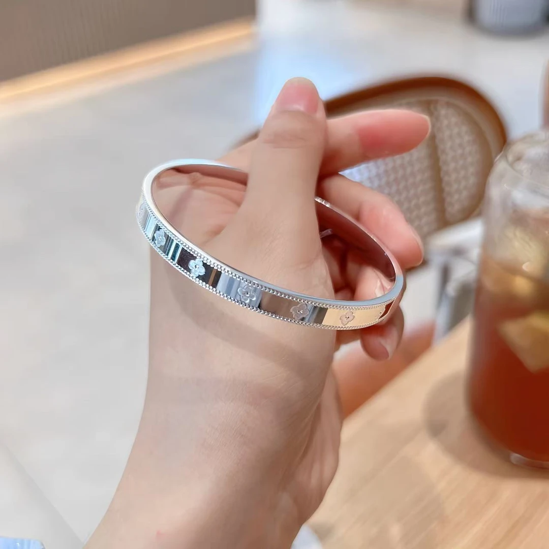 【北】纯银手镯 四叶草手镯 简约百搭款