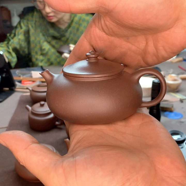 茶壶紫砂老*寒江壶，底槽清容量180c c