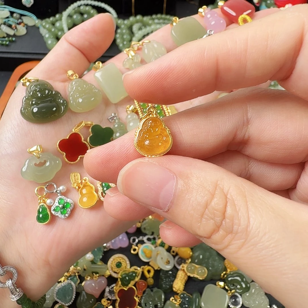 琥珀银S925镶嵌颈饰