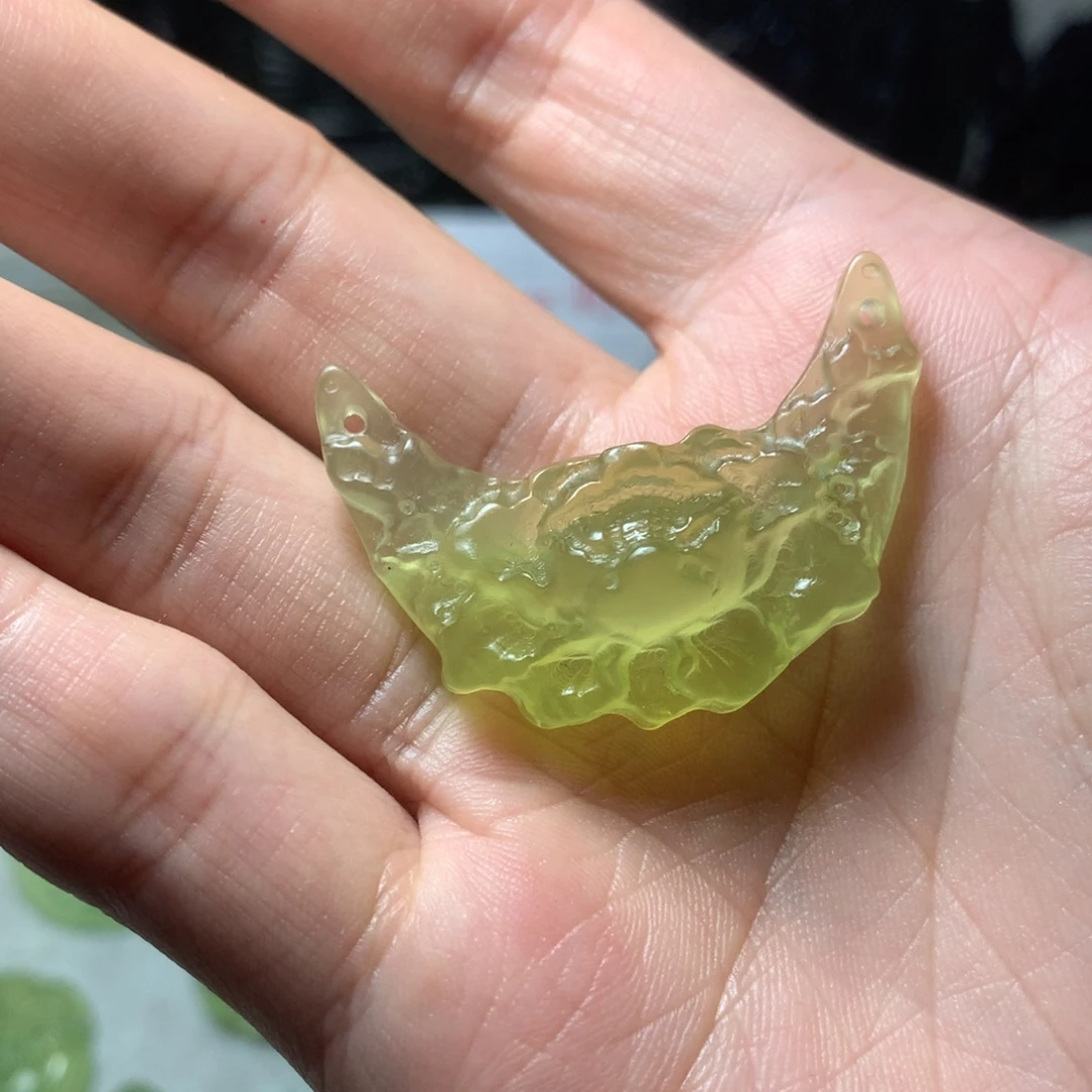 蛇纹石玉合金颈饰