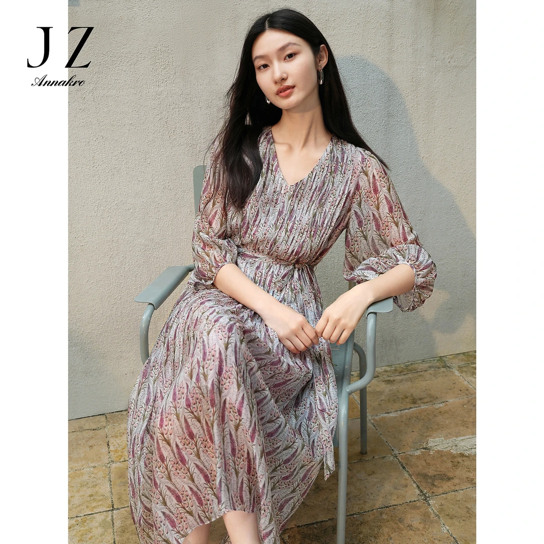 玖姿安娜蔻优雅复古肌理感灵动垂坠轻礼服连衣裙女新款JTEQ50027
