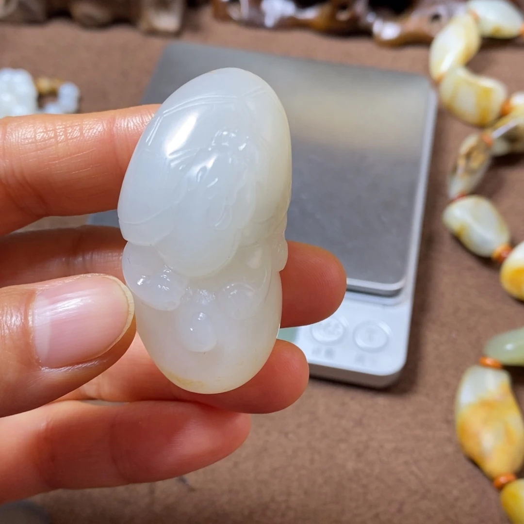 和田玉未镶嵌挂件