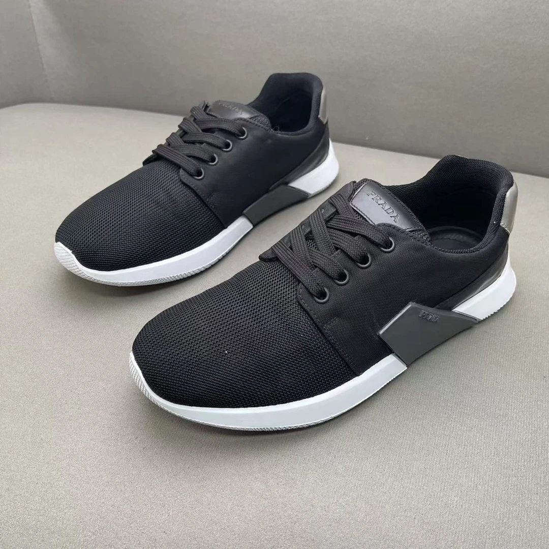 95新 Prada/普拉达 黑色编织网面舒适时尚百搭运动鞋 39码