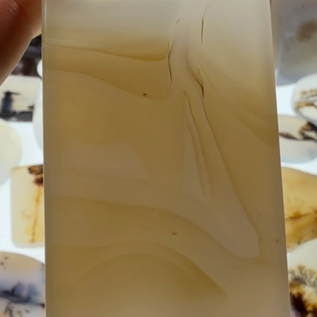 玛瑙/玉髓未镶嵌珠宝半成品