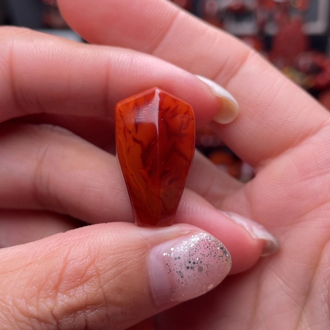 【闪购商品】南红玛瑙三通未镶嵌秋*