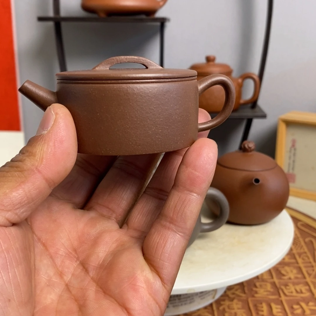 茶壶本山绿泥海*宜兴紫砂壶名家作品