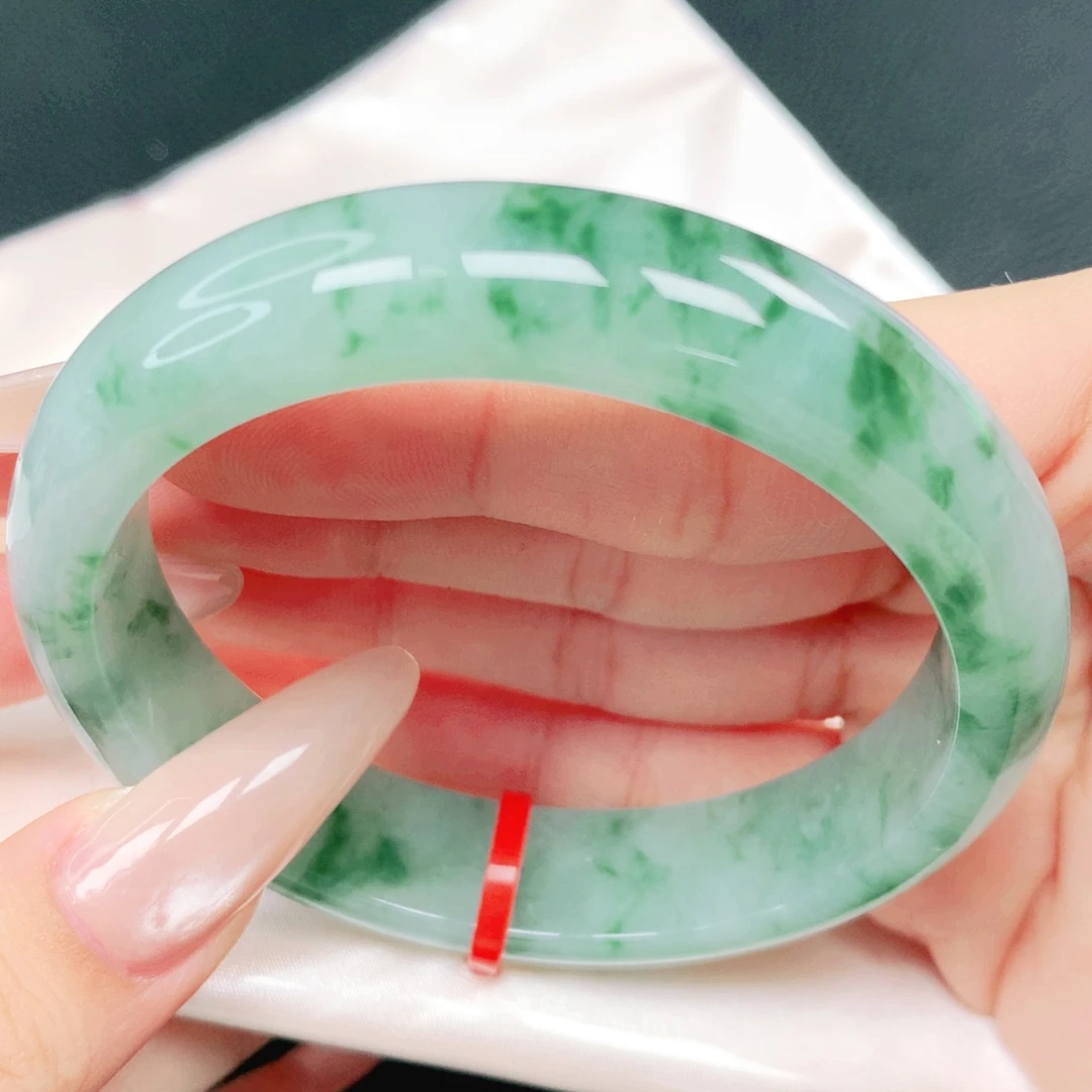 翡翠未镶嵌手镯57