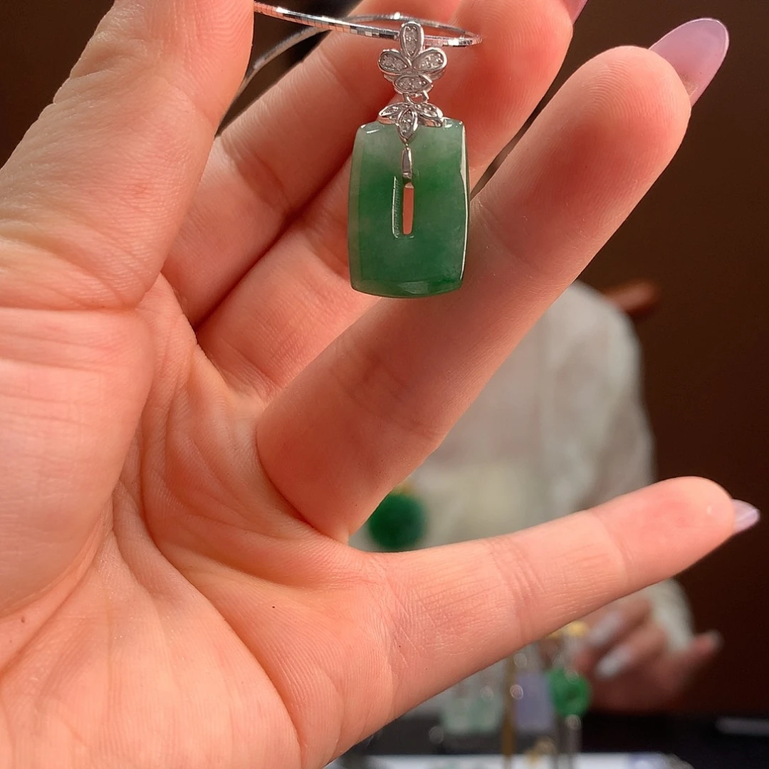 翡翠银S925镶嵌颈饰