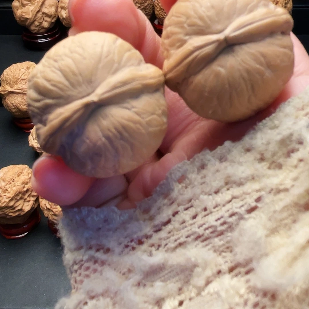 文玩核桃吊坠三*球……