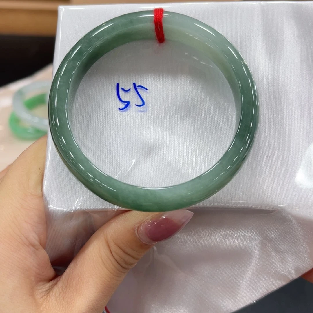 未镶嵌手镯翡翠翡翠