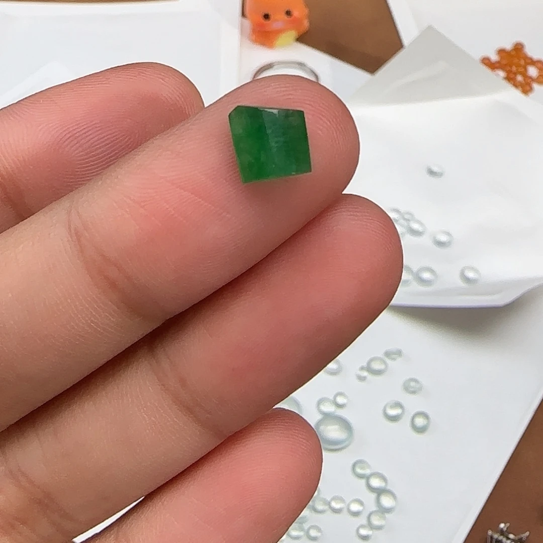 翡翠未镶嵌戒指缅甸天然翡翠