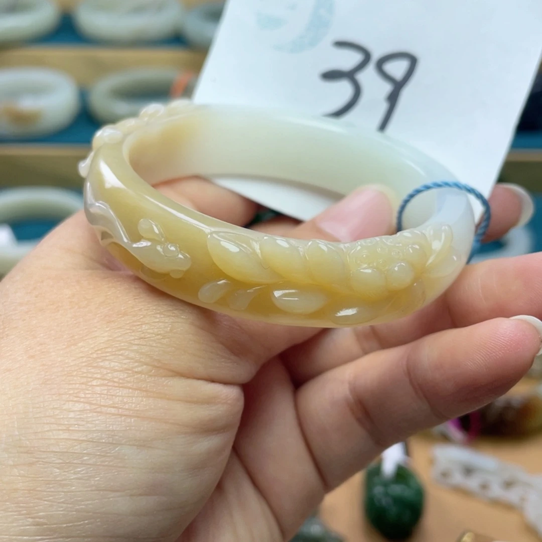 未镶嵌手镯和田玉圈口55