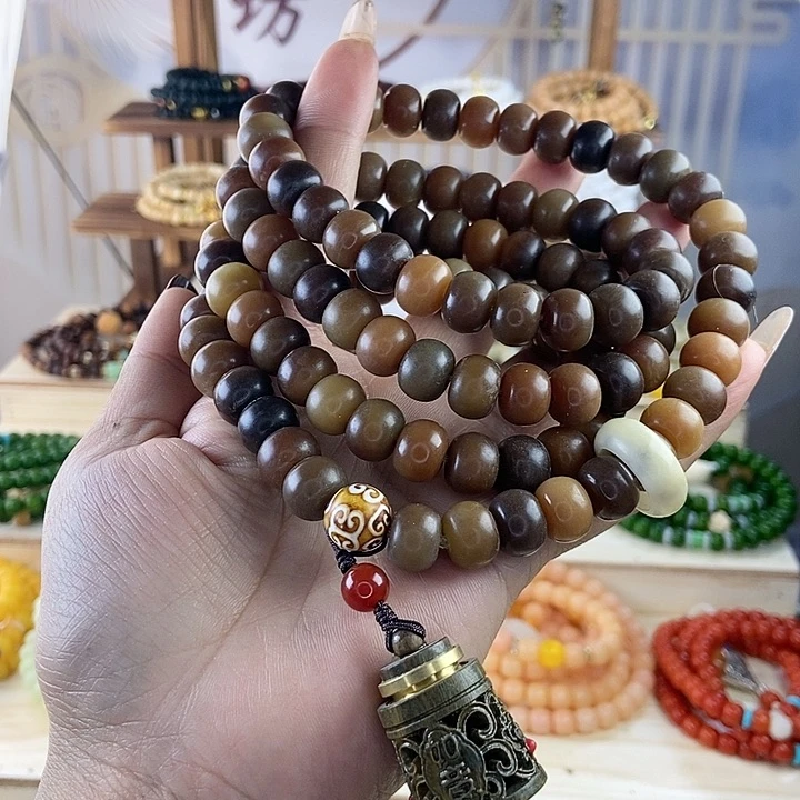 白玉菩提吊坠绿****】菩提