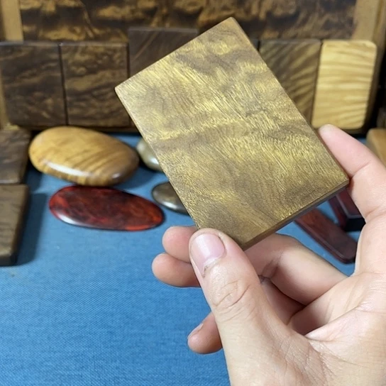 【闪购商品】山****水金丝楠阴沉木无事牌