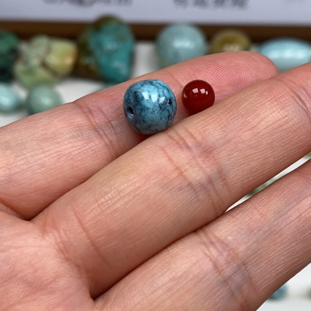 天***蓝南红玛瑙未镶嵌珠宝奇石2件总价140