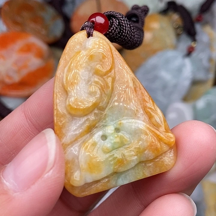 颈饰未镶嵌翡翠翡翠