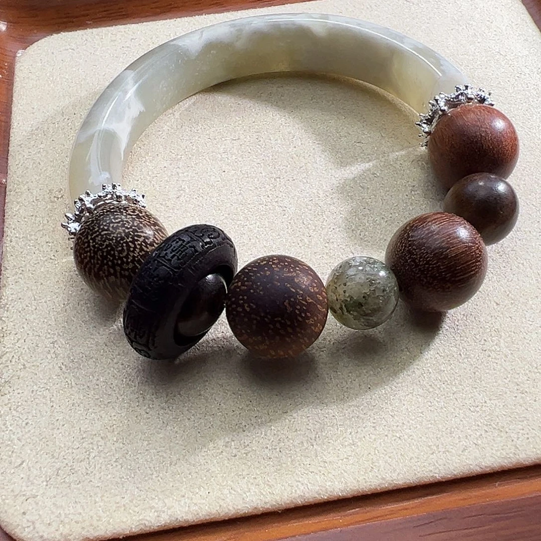 水晶手链未镶嵌水晶手链