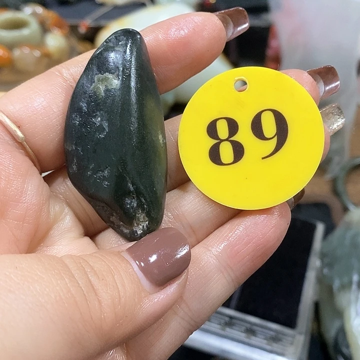 未镶嵌和田玉（糖玉）挂件