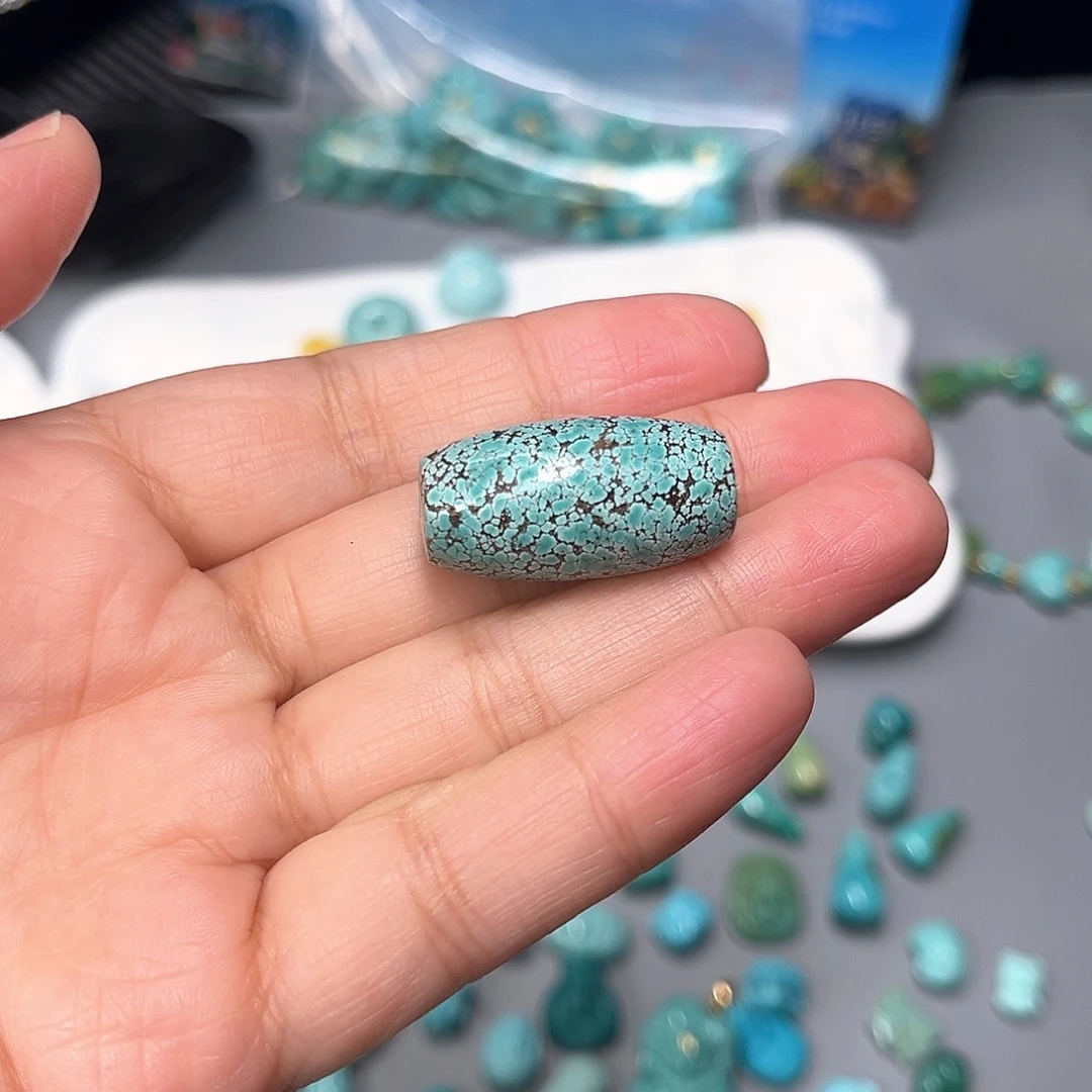绿松石未镶嵌珠宝半成品