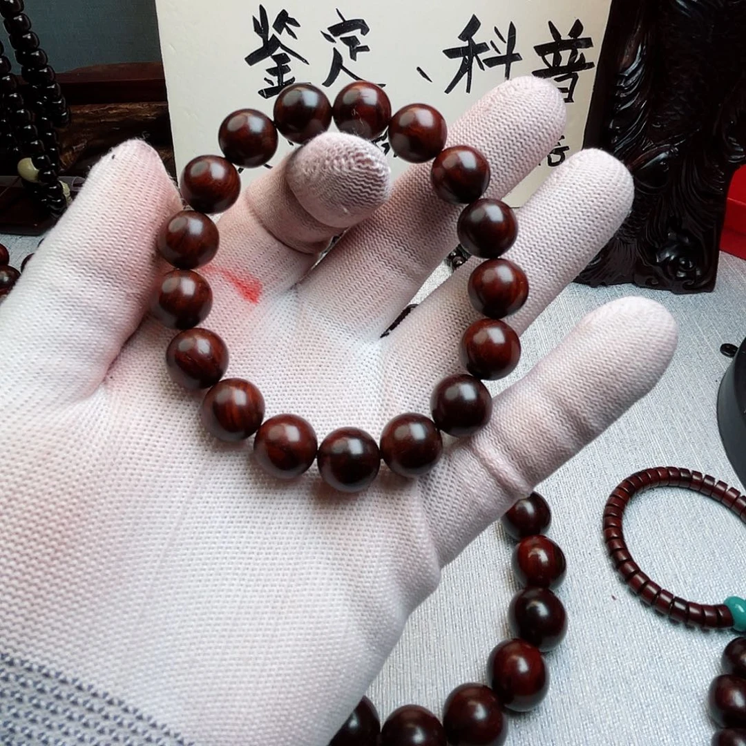 檀香紫檀（小叶紫檀）年*