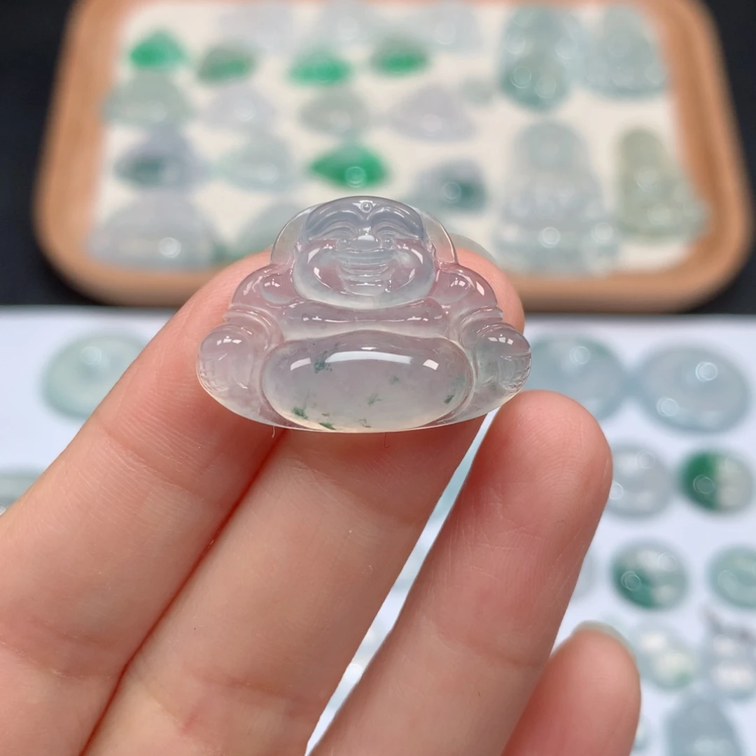 翡翠颈饰未镶嵌冰种飘花佛公