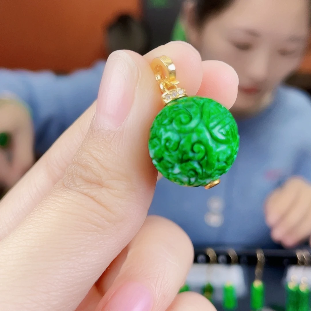 翡翠未镶嵌耳饰饰品